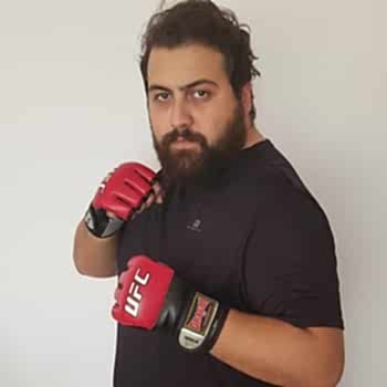 Erdi Tiryaki <br> <b> Boks Eğitmeni </b><br> Kick Boks